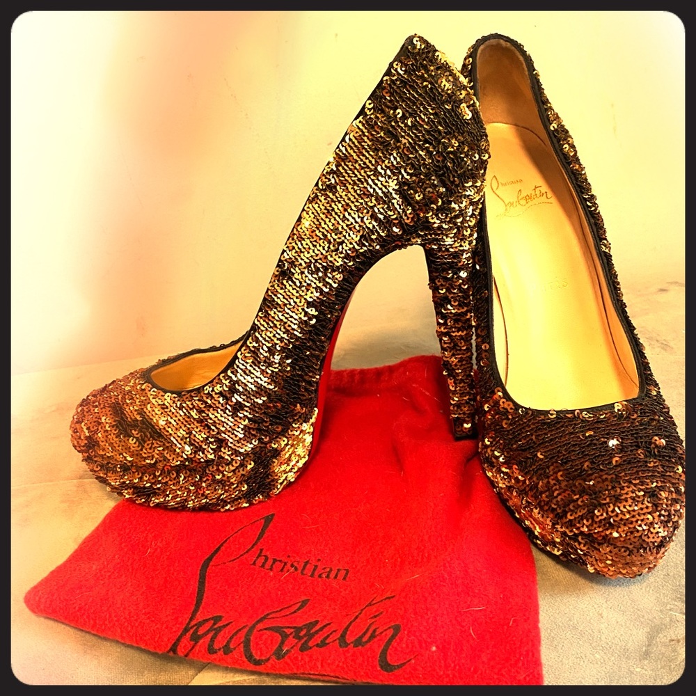 Christian Louboutin “Bianca” Platform Pump in Gold